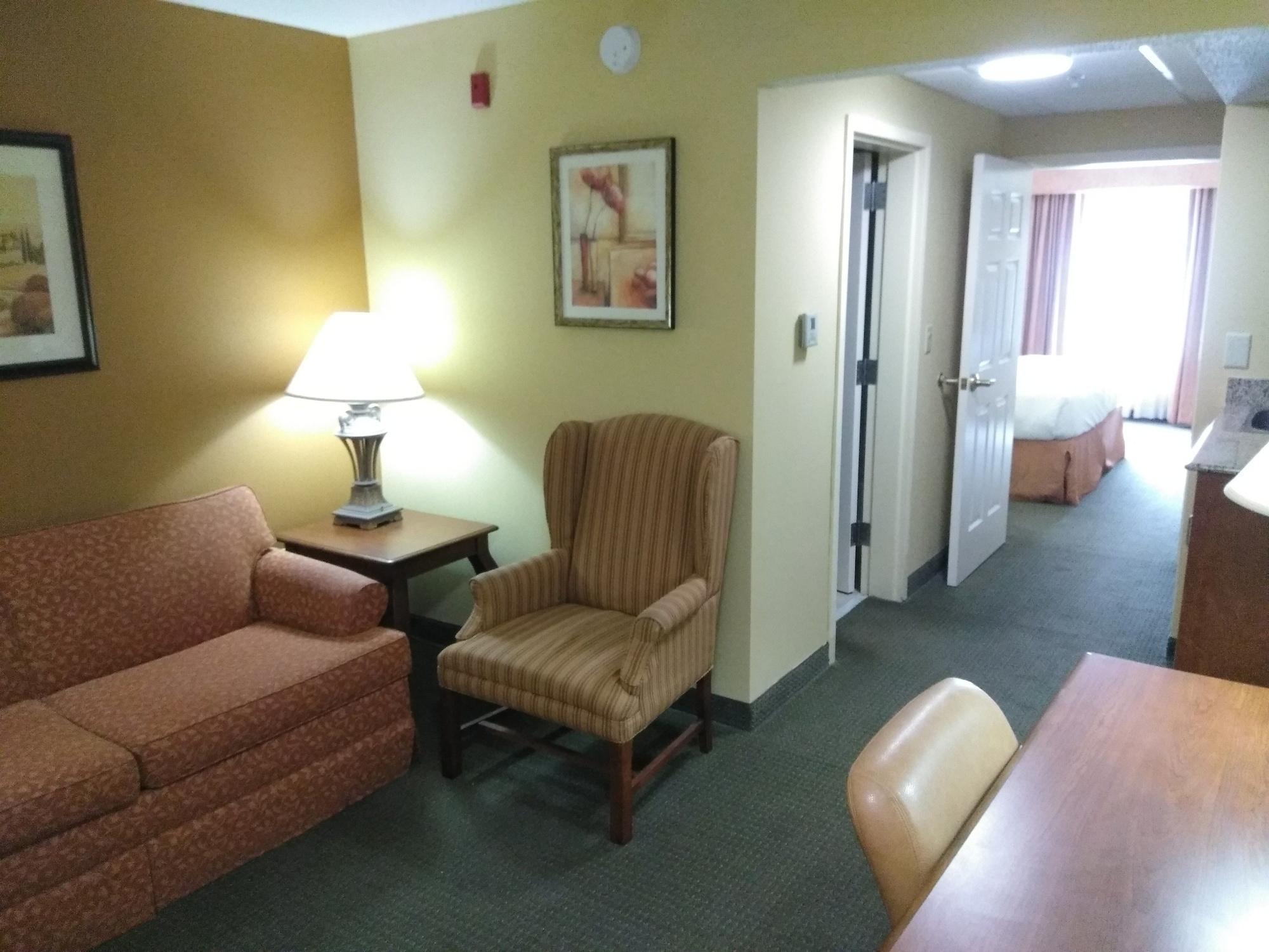 Hotel Baymont By Wyndham Clinton Exterior foto